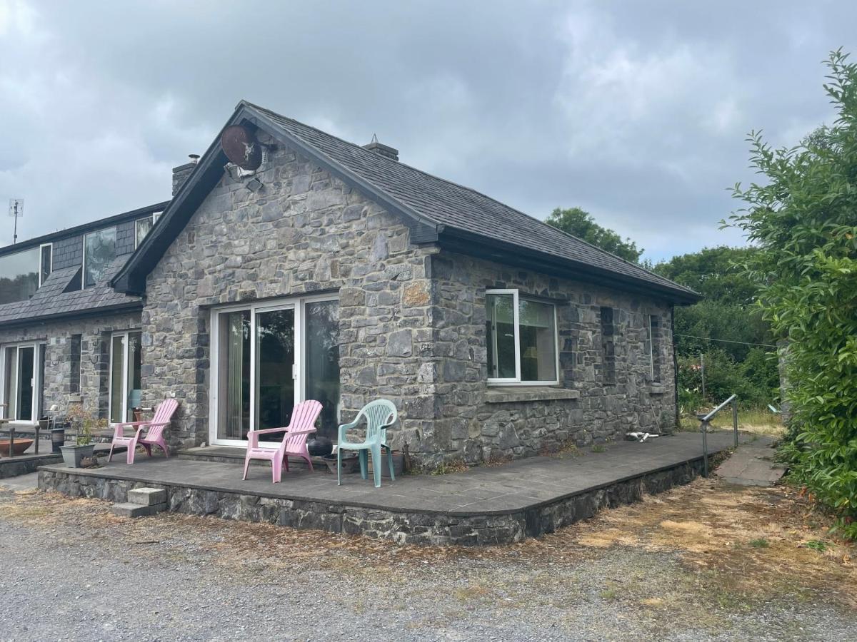 Lakeland Midsummer Lakehouse Oughterard Extérieur photo