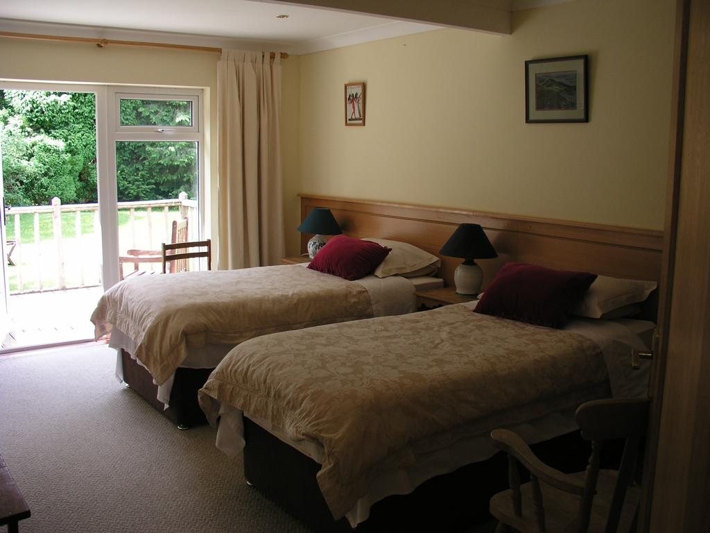 Lakeland Midsummer Lakehouse Oughterard Extérieur photo
