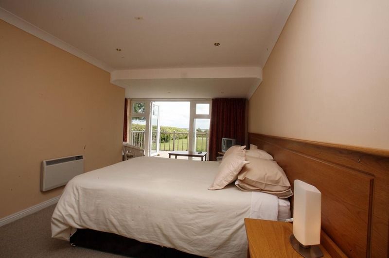 Lakeland Midsummer Lakehouse Oughterard Extérieur photo