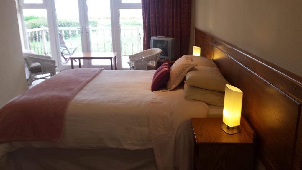 Lakeland Midsummer Lakehouse Oughterard Extérieur photo