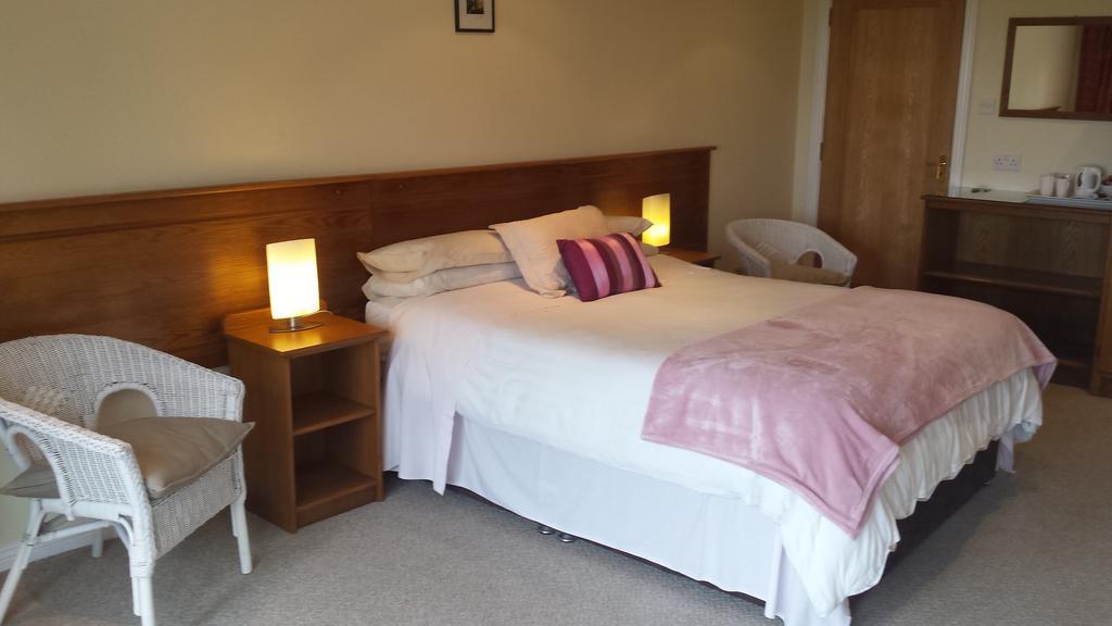 Lakeland Midsummer Lakehouse Oughterard Extérieur photo
